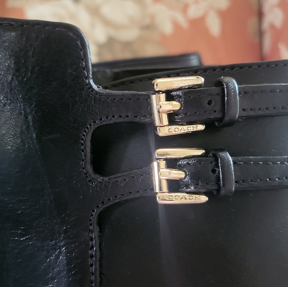 RARE COACH Black Leather Snake Printed Ankle Boots Heels NWT 9.5 - Picture 3 of 8